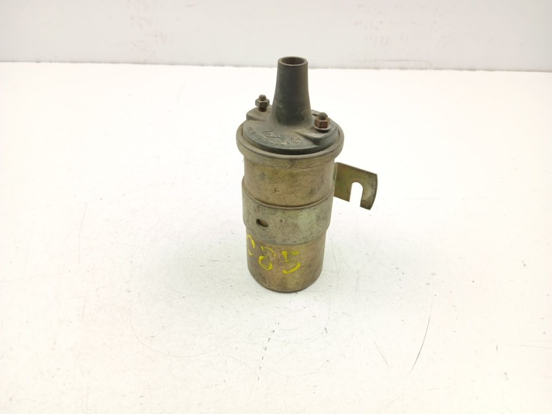 Recambio de bobina para lada niva 1.6 g :vaz2121 referencia OEM IAM 210137050560  