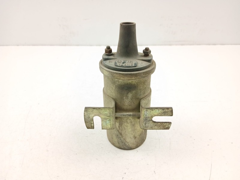 Recambio de bobina para lada niva 1.6 g :vaz2121 referencia OEM IAM 210137050560  