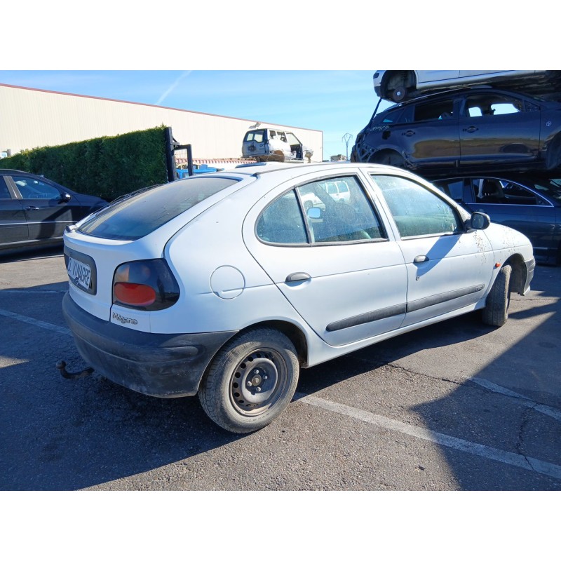 Recambio de carroceria para renault megane i (ba0/1_) 1.9 d eco (ba0a, ba0u, ba0r) referencia OEM IAM   