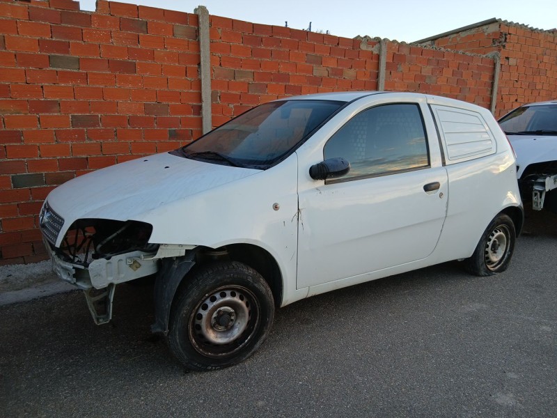 fiat punto (188_) del año 2008