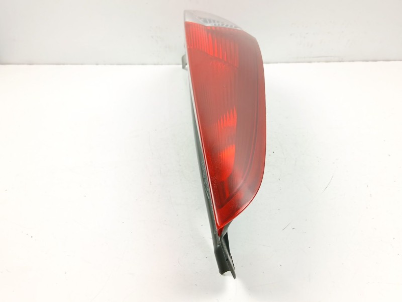 Recambio de piloto trasero izquierdo para fiat punto (188_) 1.9 jtd referencia OEM IAM 51721479  