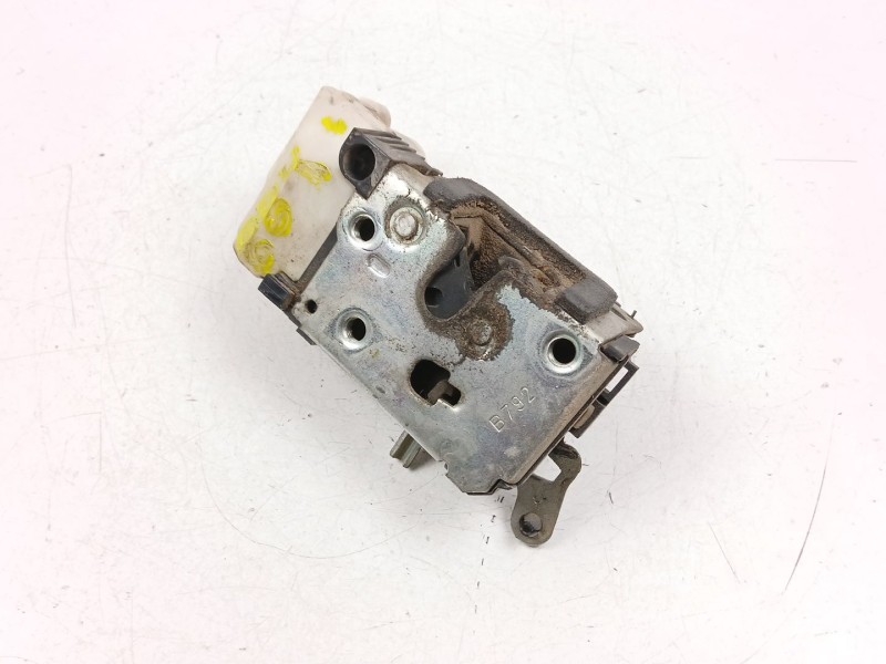 Recambio de cerradura puerta delantera derecha para fiat punto (188_) 1.9 jtd referencia OEM IAM 46535997  