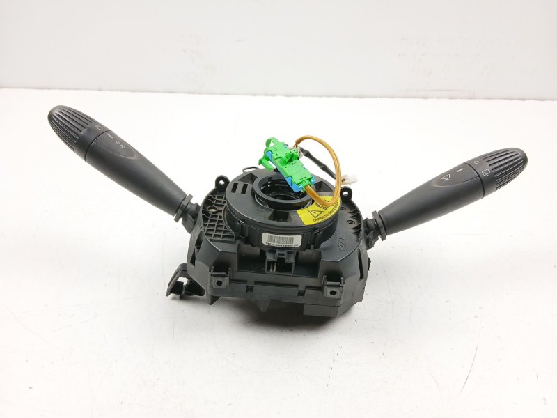 Recambio de mando luces y limpias para fiat punto (188_) 1.9 jtd referencia OEM IAM 735381051  