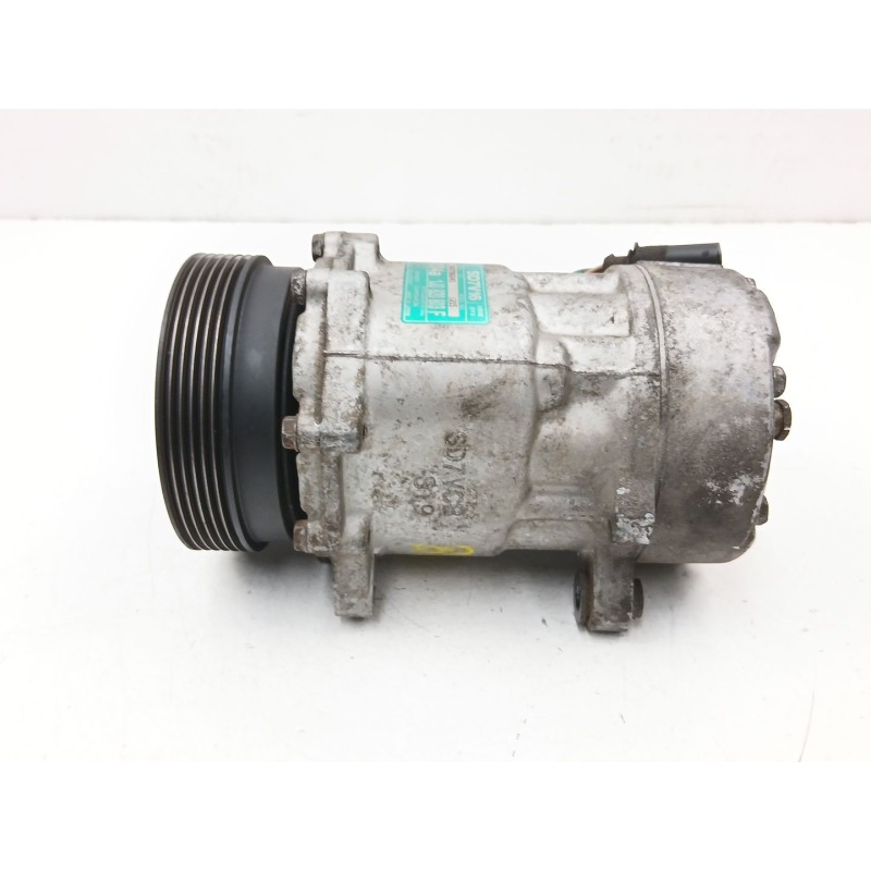 Recambio de compresor aire acondicionado para seat ibiza ii (6k1) 1.4 16v referencia OEM IAM 1J0820803F  SD7V161215