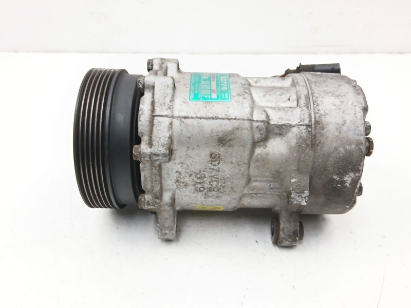 Recambio de compresor aire acondicionado para seat ibiza ii (6k1) 1.4 16v referencia OEM IAM 1J0820803F  SD7V161215