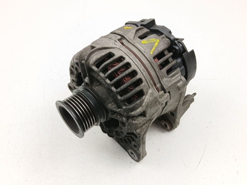 Recambio de alternador para seat ibiza ii (6k1) 1.4 16v referencia OEM IAM 037903025M  0124325013