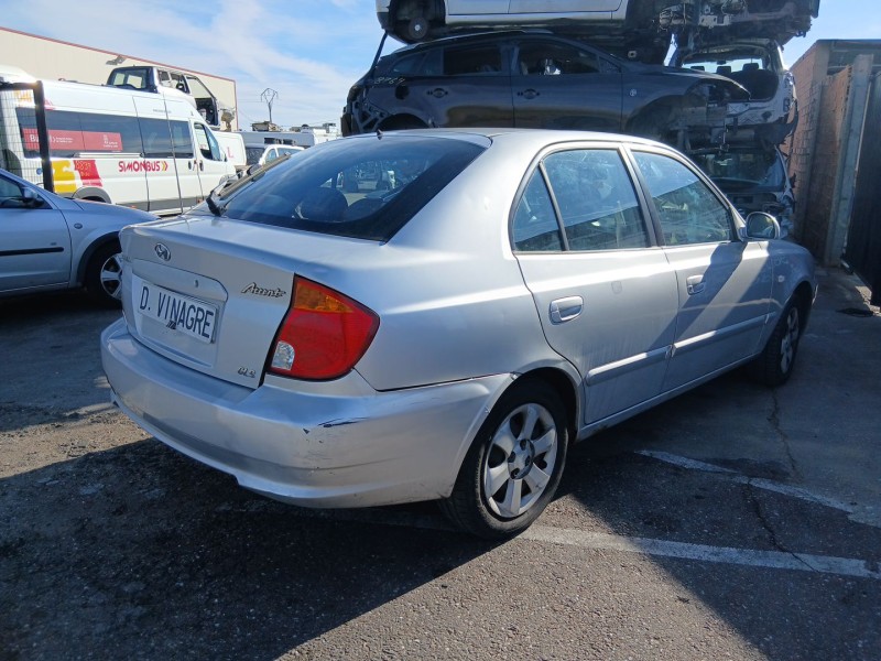 hyundai accent ii sedán (lc) del año 2002