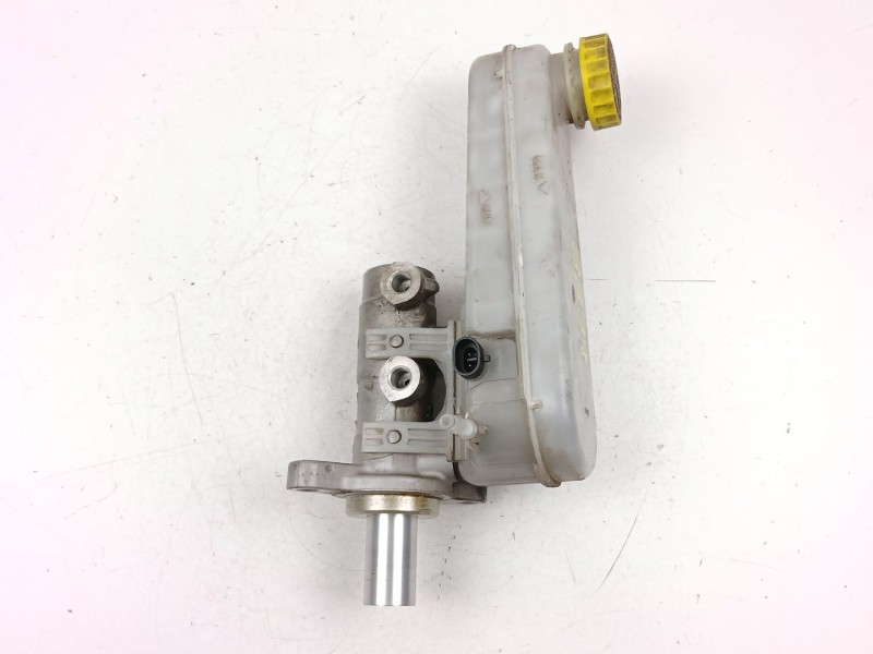 Recambio de bomba de freno para peugeot boxer autobús 3.0 hdi 145 referencia OEM IAM 4601T7  