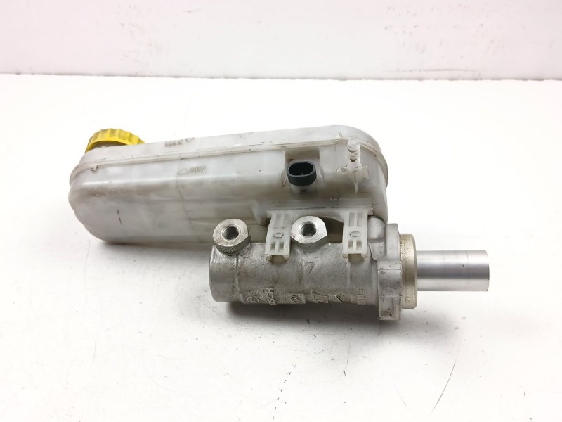 Recambio de bomba de freno para peugeot boxer autobús 3.0 hdi 145 referencia OEM IAM 4601T7  