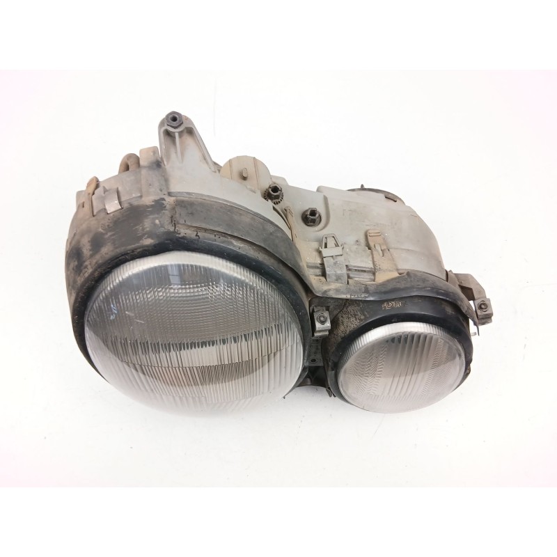 Recambio de faro derecho para mercedes-benz clase e (w210) e 270 cdi (210.016) referencia OEM IAM A2108203061  