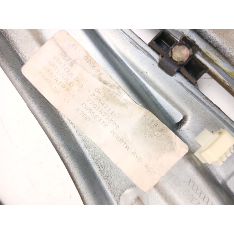 Recambio de elevalunas delantero derecho para renault laguna i (b56_, 556_) 1.8 (b56a/b) referencia OEM IAM 7701672399  