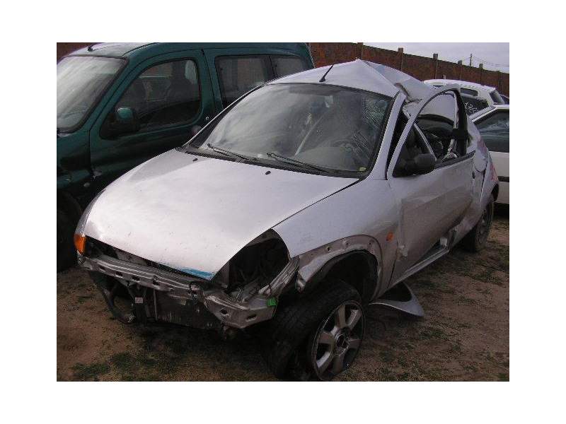 ford ka del año 2000