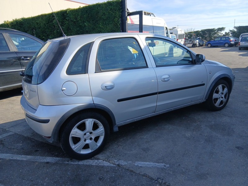 Recambio de carroceria para opel corsa c (x01) 1.3 cdti (f08, f68) referencia OEM IAM   