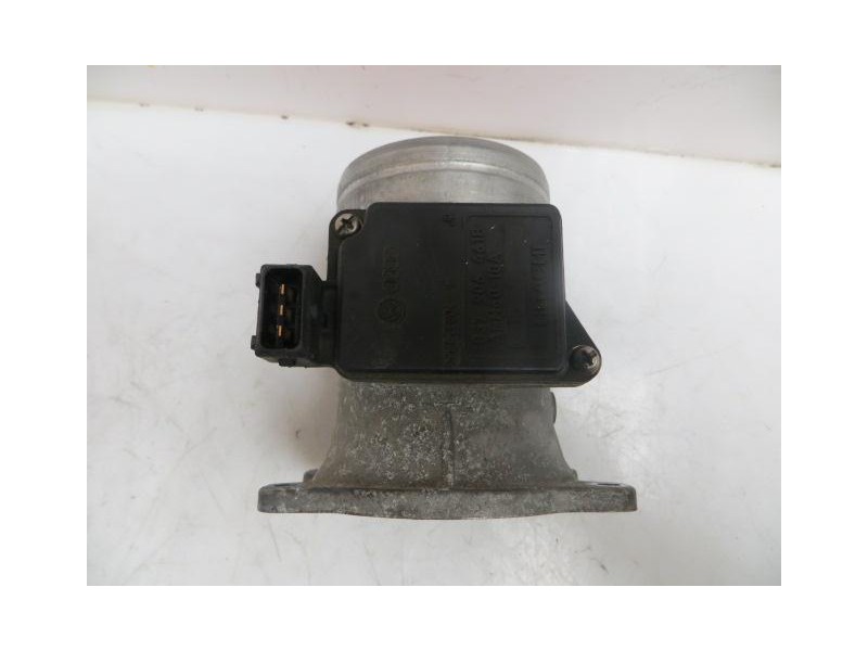Recambio de caudalimetro : audi a4 : 1.8g adr 4p [1995] para audi a4 1.8g adr   4p referencia OEM IAM 037906461B  