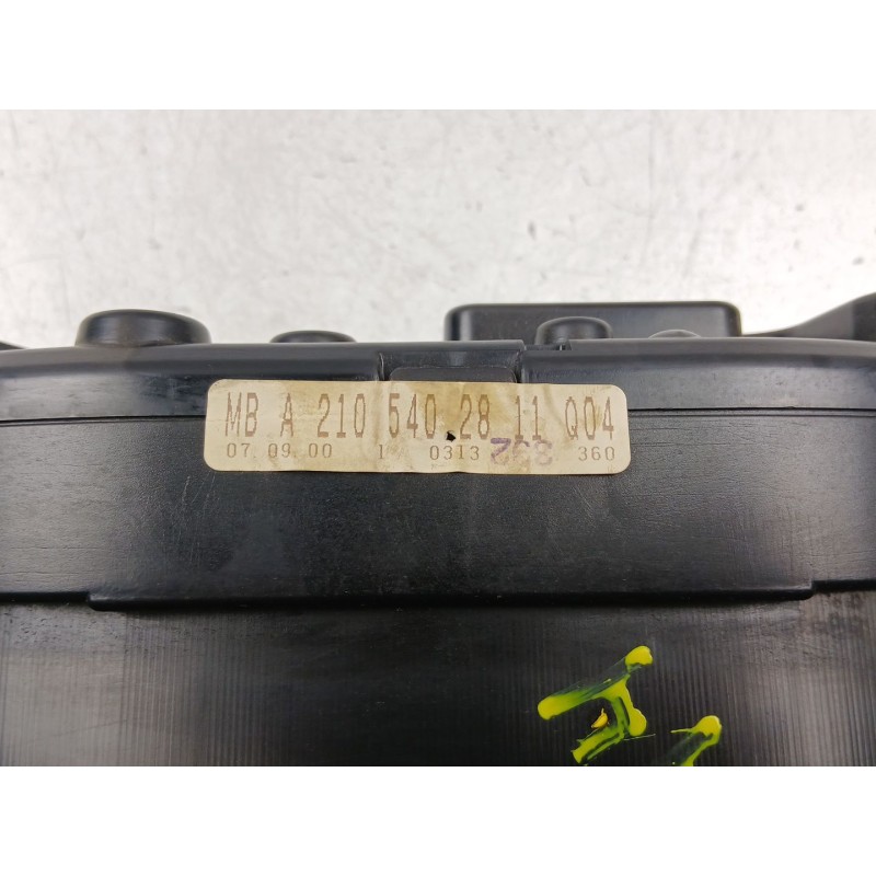 Recambio de cuadro instrumentos para mercedes-benz clase e (w210) e 270 cdi (210.016) referencia OEM IAM A2105402811  