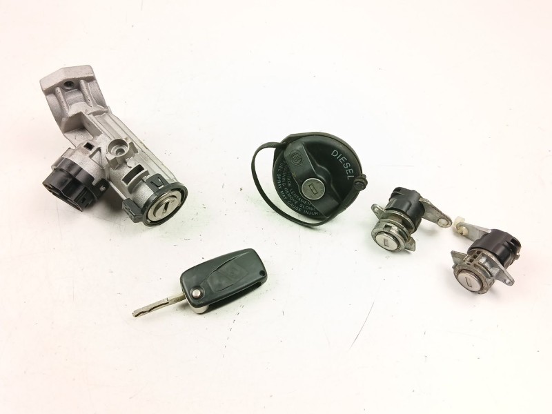 Recambio de conmutador de arranque para fiat ducato autobús (250_) 160 multijet 3,0 d referencia OEM IAM 1361031080  