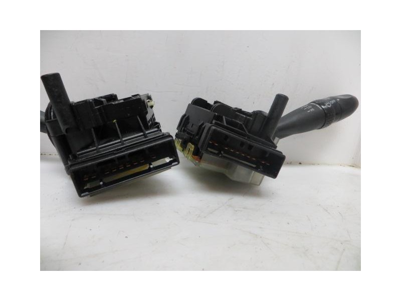 Recambio de mando luces y limpias : hyundai getz : 1.4g-4ea [2003] para hyundai getz 1.4g-4ea referencia OEM IAM LOSDOS  