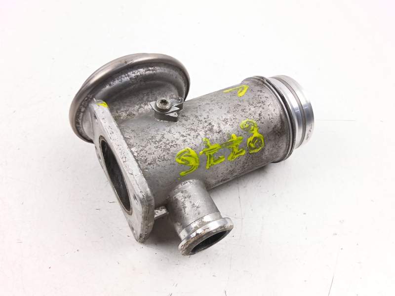 Recambio de valvula egr para bmw 3 (e90) 320 d referencia OEM IAM 7792077  70051200