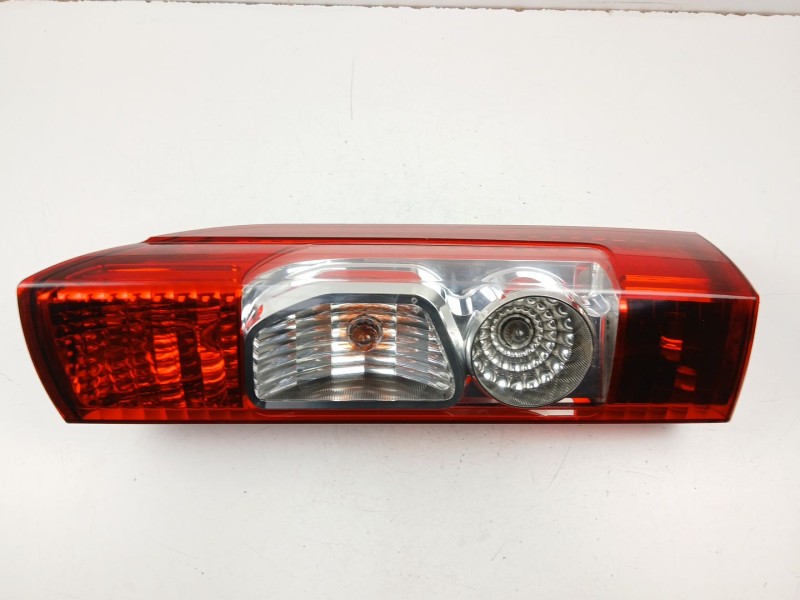 Recambio de piloto trasero derecho para fiat ducato autobús (250_) 160 multijet 3,0 d referencia OEM IAM 1355855080  