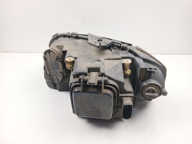 Recambio de faro derecho para audi a3 (8p1) 2.0 tdi 16v referencia OEM IAM 8P0941004A  