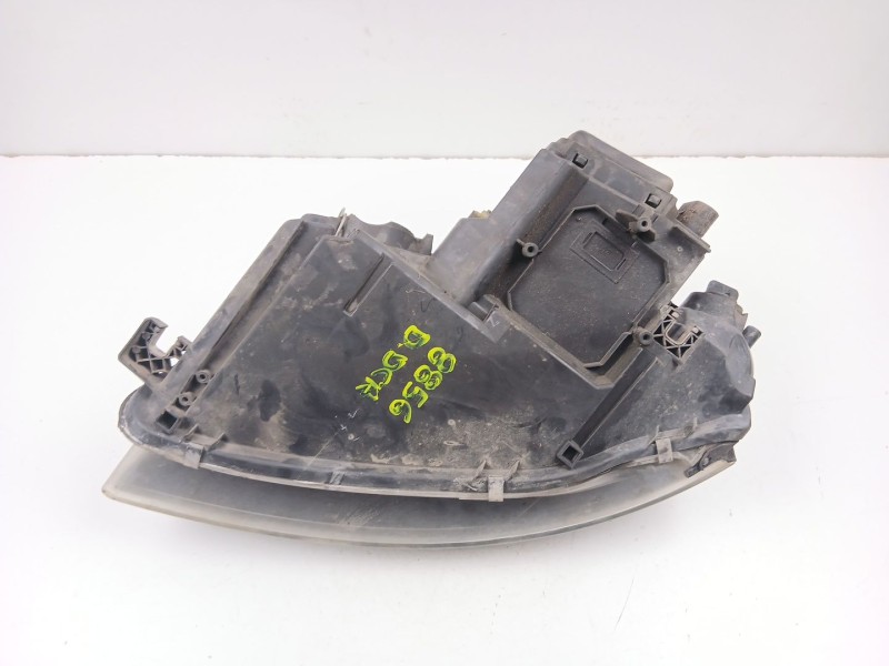 Recambio de faro derecho para audi a3 (8p1) 2.0 tdi 16v referencia OEM IAM 8P0941004A  