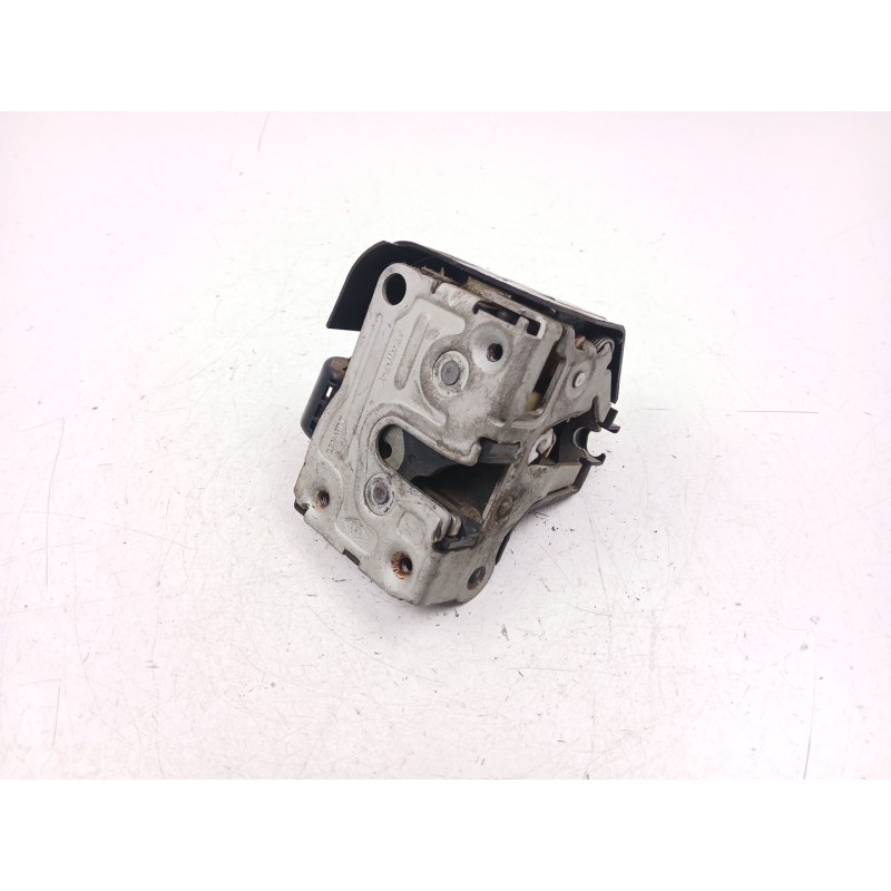 Recambio de cerradura puerta delantera izquierda para renault clio ii (bb_, cb_) 1.2 lpg referencia OEM IAM 7702295389  