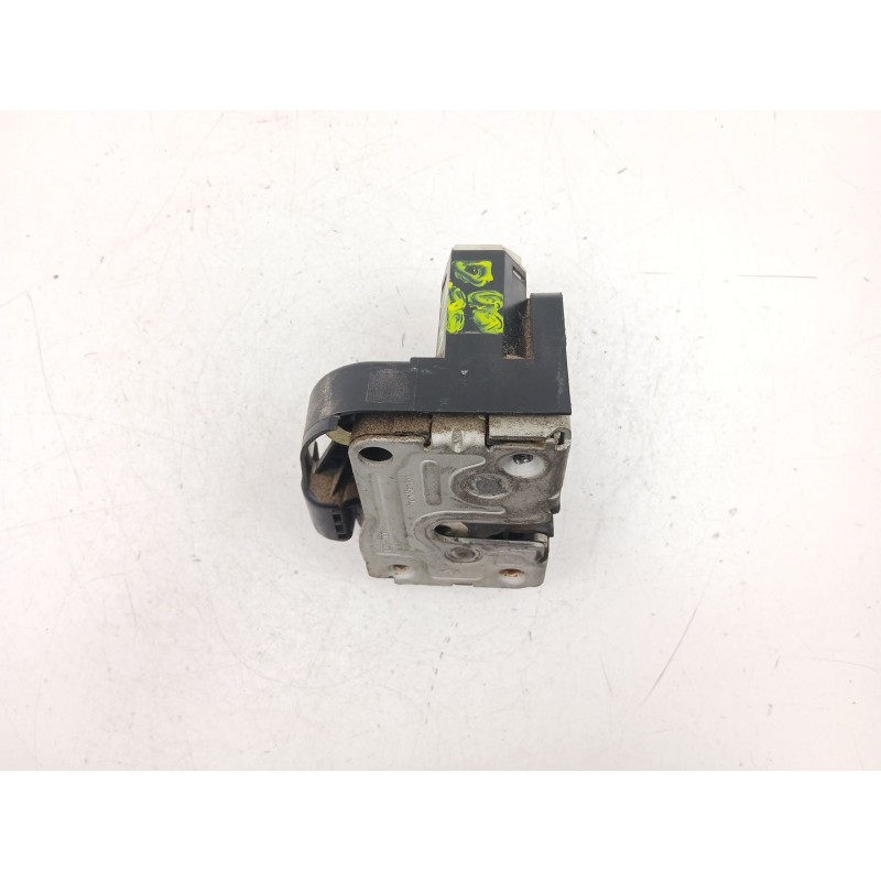 Recambio de cerradura puerta delantera izquierda para renault clio ii (bb_, cb_) 1.2 lpg referencia OEM IAM 7702295389  