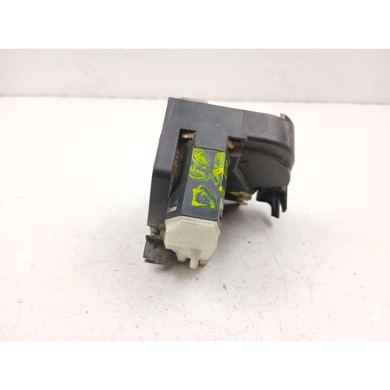 Recambio de cerradura puerta delantera izquierda para renault clio ii (bb_, cb_) 1.2 lpg referencia OEM IAM 7702295389  