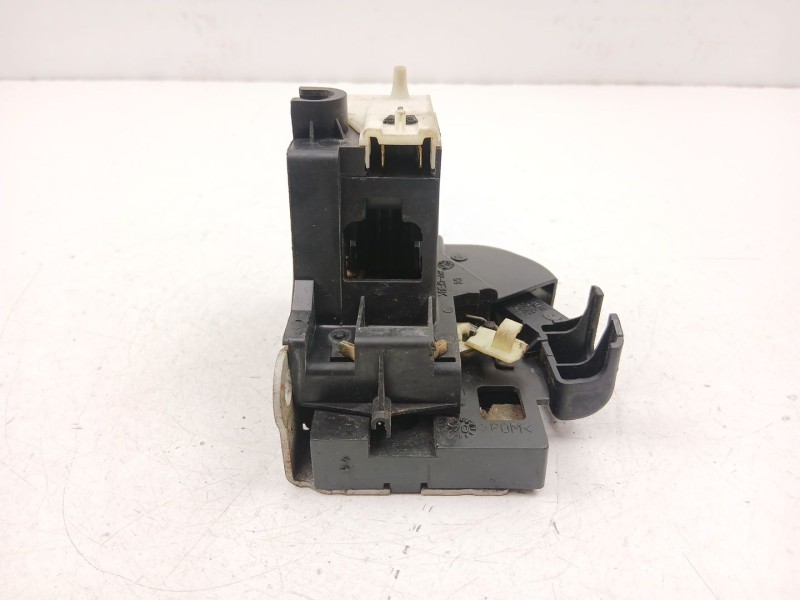 Recambio de cerradura puerta delantera izquierda para renault clio ii (bb_, cb_) 1.2 lpg referencia OEM IAM 7702295389  