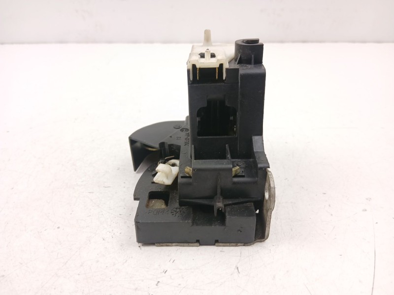 Recambio de cerradura puerta delantera derecha para renault clio ii (bb_, cb_) 1.2 lpg referencia OEM IAM 7701045305  