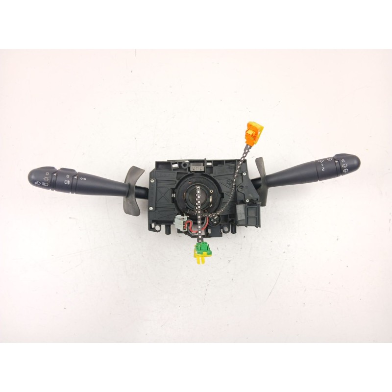 Recambio de mando luces y limpias para renault clio ii (bb_, cb_) 1.2 lpg referencia OEM IAM 8200058670  