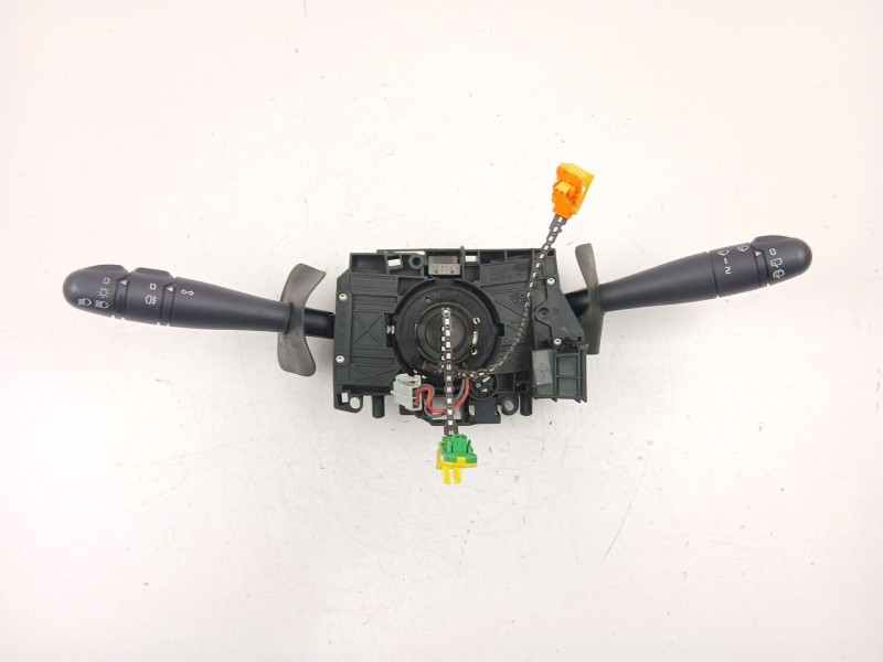 Recambio de mando luces y limpias para renault clio ii (bb_, cb_) 1.2 lpg referencia OEM IAM 8200058670  