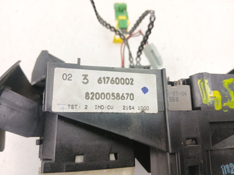 Recambio de mando luces y limpias para renault clio ii (bb_, cb_) 1.2 lpg referencia OEM IAM 8200058670  