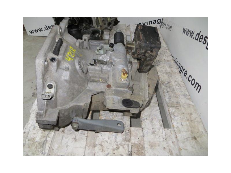 Recambio de cambio 5v (td/tdi ) : chrysler voyager : 2.5td 03b 5p [1994] para chrysler voyager 2.5td 03b  5p referencia OEM IAM 