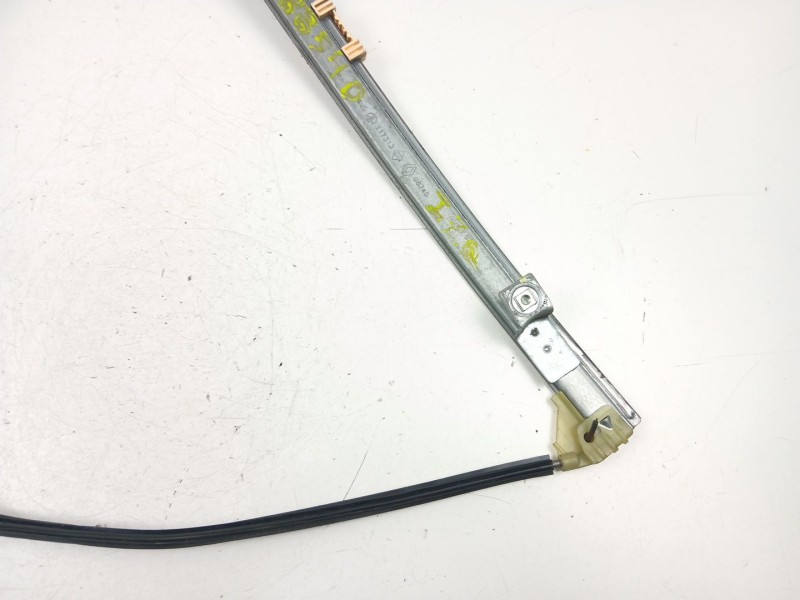 Recambio de elevalunas delantero izquierdo para renault clio ii (bb_, cb_) 1.2 lpg referencia OEM IAM 7700842247  