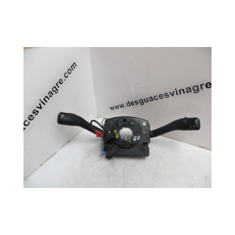 Recambio de mando luces y limpias : volkswagen golf : 1.9 td -alh (89,76cv) 3p [2001] para volkswagen golf 1.9 td -alh referenci
