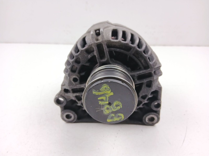 Recambio de alternador para volkswagen golf iv (1j1) 1.9 tdi referencia OEM IAM 038903023L  0124325001