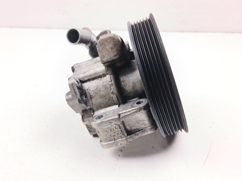 Recambio de bomba direccion para mercedes-benz clase e (w210) e 270 cdi (210.016) referencia OEM IAM A0024668801  