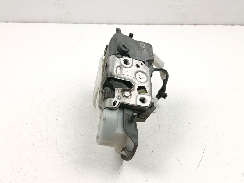 Recambio de cerradura puerta delantera izquierda para peugeot 308 i (4a_, 4c_) 1.6 hdi referencia OEM IAM 9135CN  