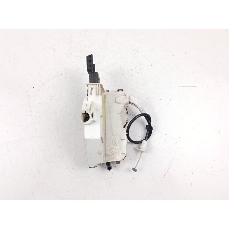 Recambio de cerradura puerta delantera derecha para peugeot 308 i (4a_, 4c_) 1.6 hdi referencia OEM IAM 9136CR  