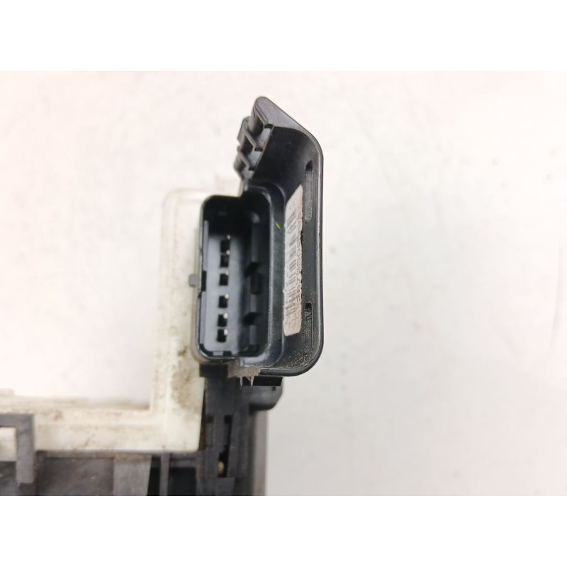 Recambio de cerradura puerta delantera derecha para peugeot 308 i (4a_, 4c_) 1.6 hdi referencia OEM IAM 9136CR  