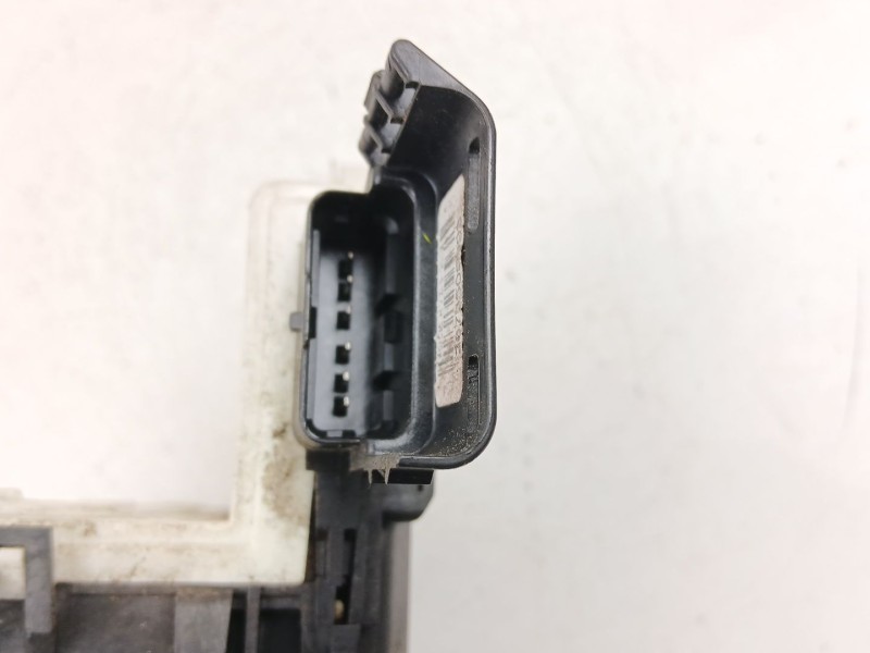Recambio de cerradura puerta delantera derecha para peugeot 308 i (4a_, 4c_) 1.6 hdi referencia OEM IAM 9136CR  