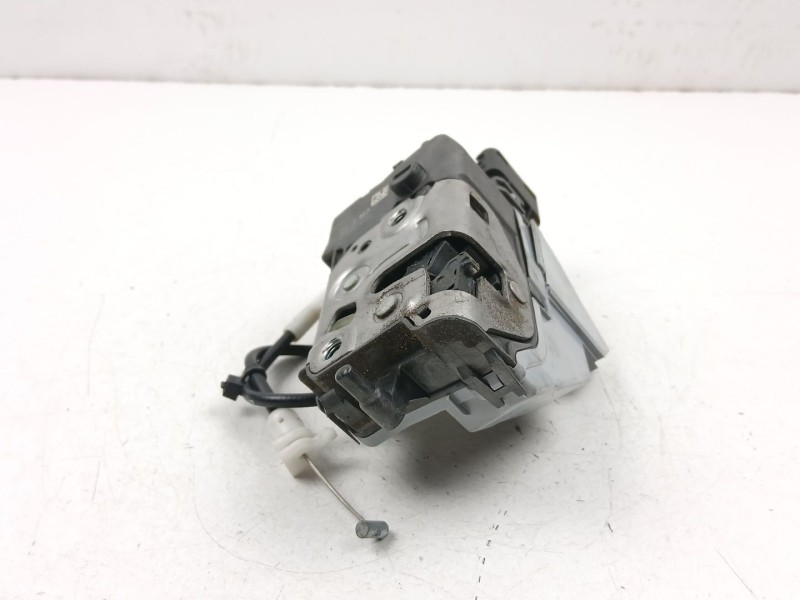 Recambio de cerradura puerta trasera derecha para peugeot 308 i (4a_, 4c_) 1.6 hdi referencia OEM IAM 9138Q7  