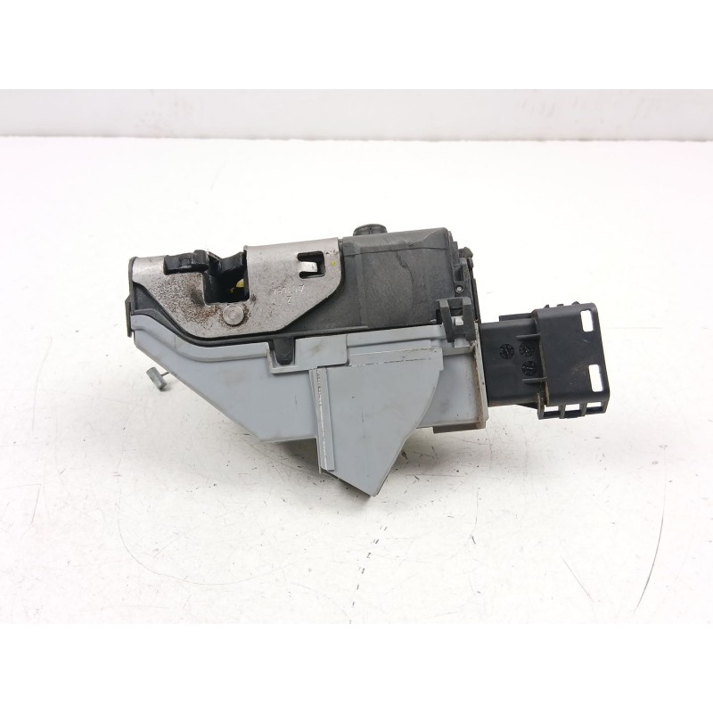 Recambio de cerradura puerta trasera derecha para peugeot 308 i (4a_, 4c_) 1.6 hdi referencia OEM IAM 9138Q7  