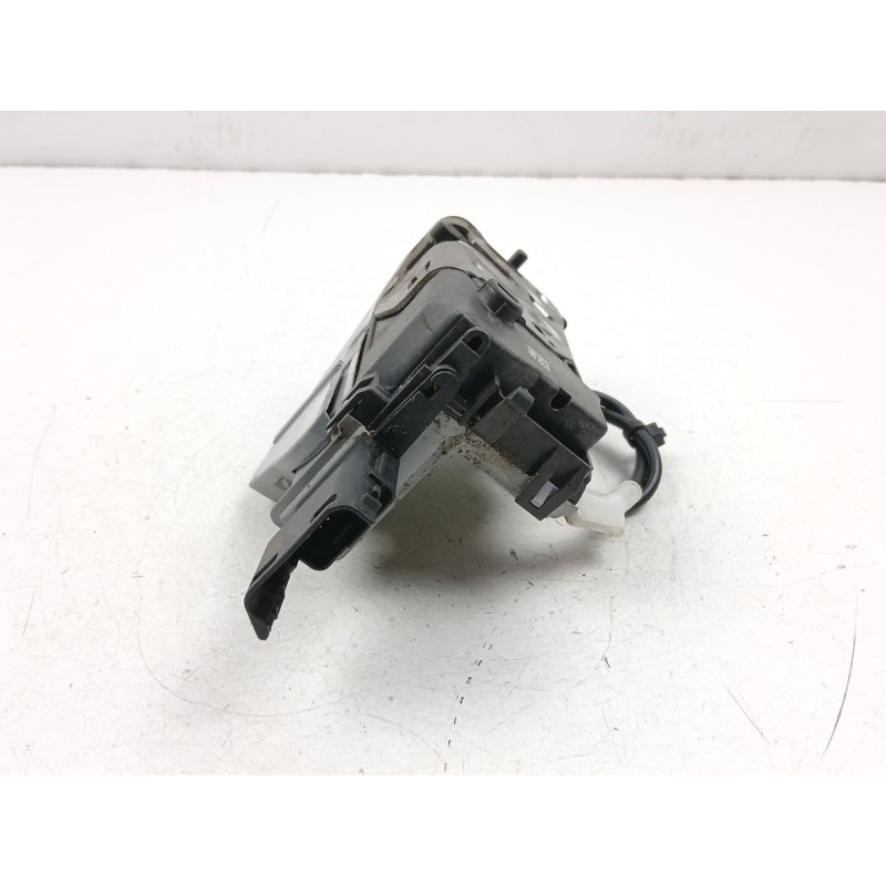Recambio de cerradura puerta trasera derecha para peugeot 308 i (4a_, 4c_) 1.6 hdi referencia OEM IAM 9138Q7  