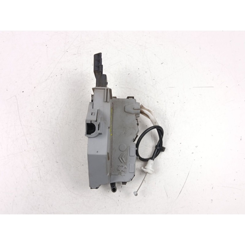Recambio de cerradura puerta trasera derecha para peugeot 308 i (4a_, 4c_) 1.6 hdi referencia OEM IAM 9138Q7  