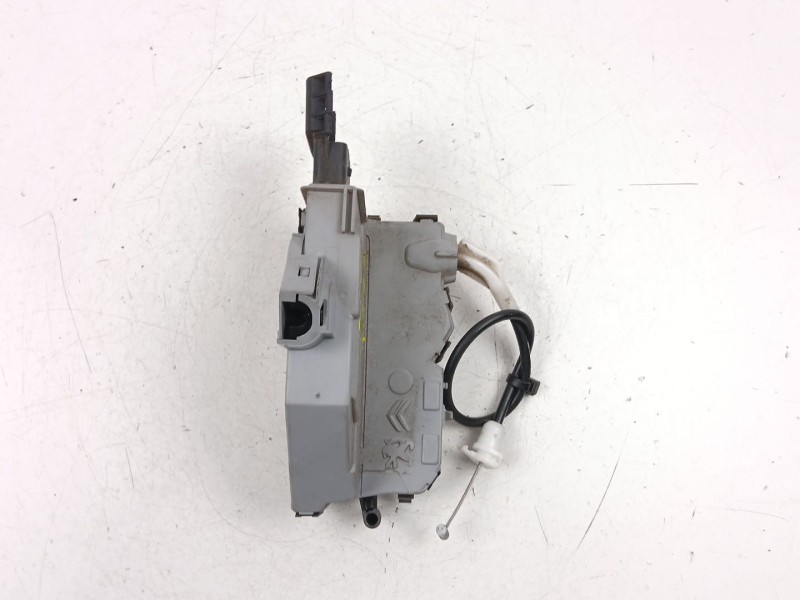 Recambio de cerradura puerta trasera derecha para peugeot 308 i (4a_, 4c_) 1.6 hdi referencia OEM IAM 9138Q7  