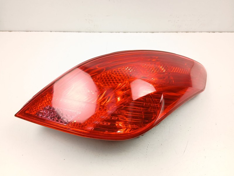 Recambio de piloto trasero derecho para peugeot 308 i (4a_, 4c_) 1.6 hdi referencia OEM IAM 9680425680  