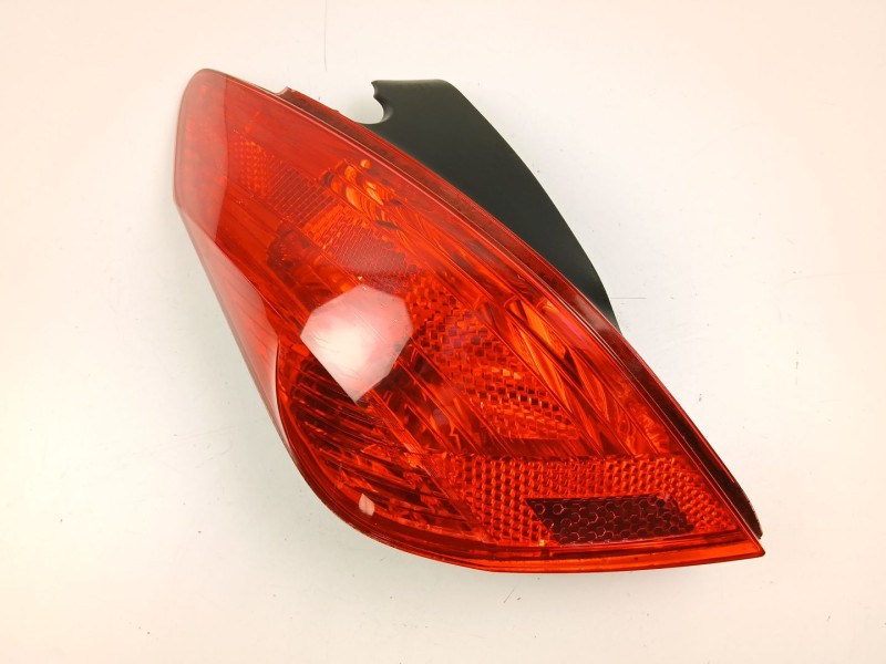 Recambio de piloto trasero izquierdo para peugeot 308 i (4a_, 4c_) 1.6 hdi referencia OEM IAM 9680425780  