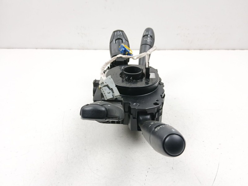 Recambio de mando luces y limpias para peugeot 308 i (4a_, 4c_) 1.6 hdi referencia OEM IAM 96643937XT  